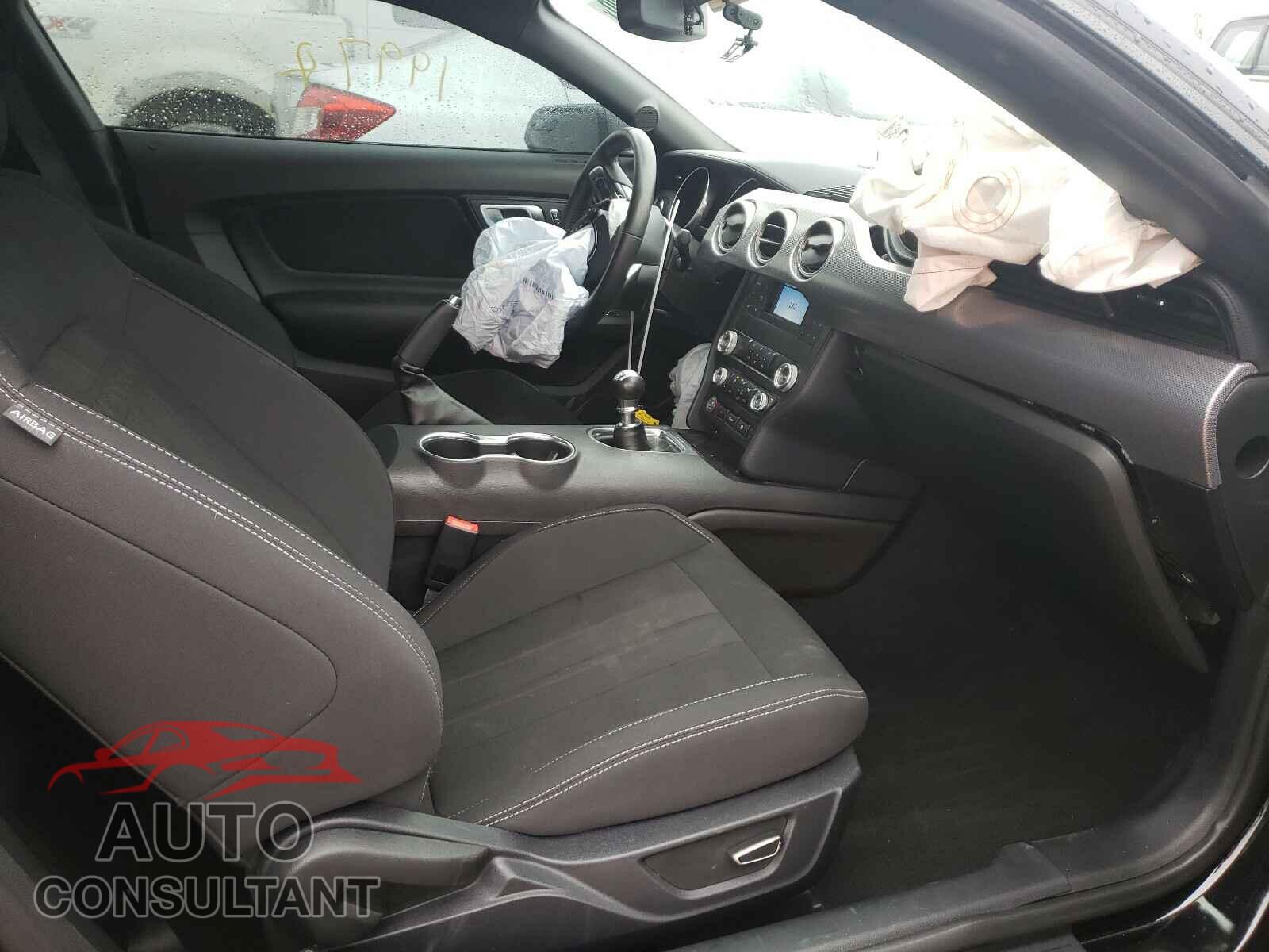 FORD MUSTANG 2019 - 1FA6P8CFXK5168910