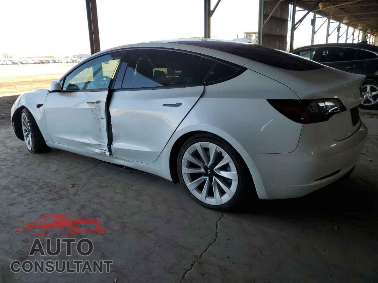 TESLA MODEL 3 2022 - 5YJ3E1EB3NF132743