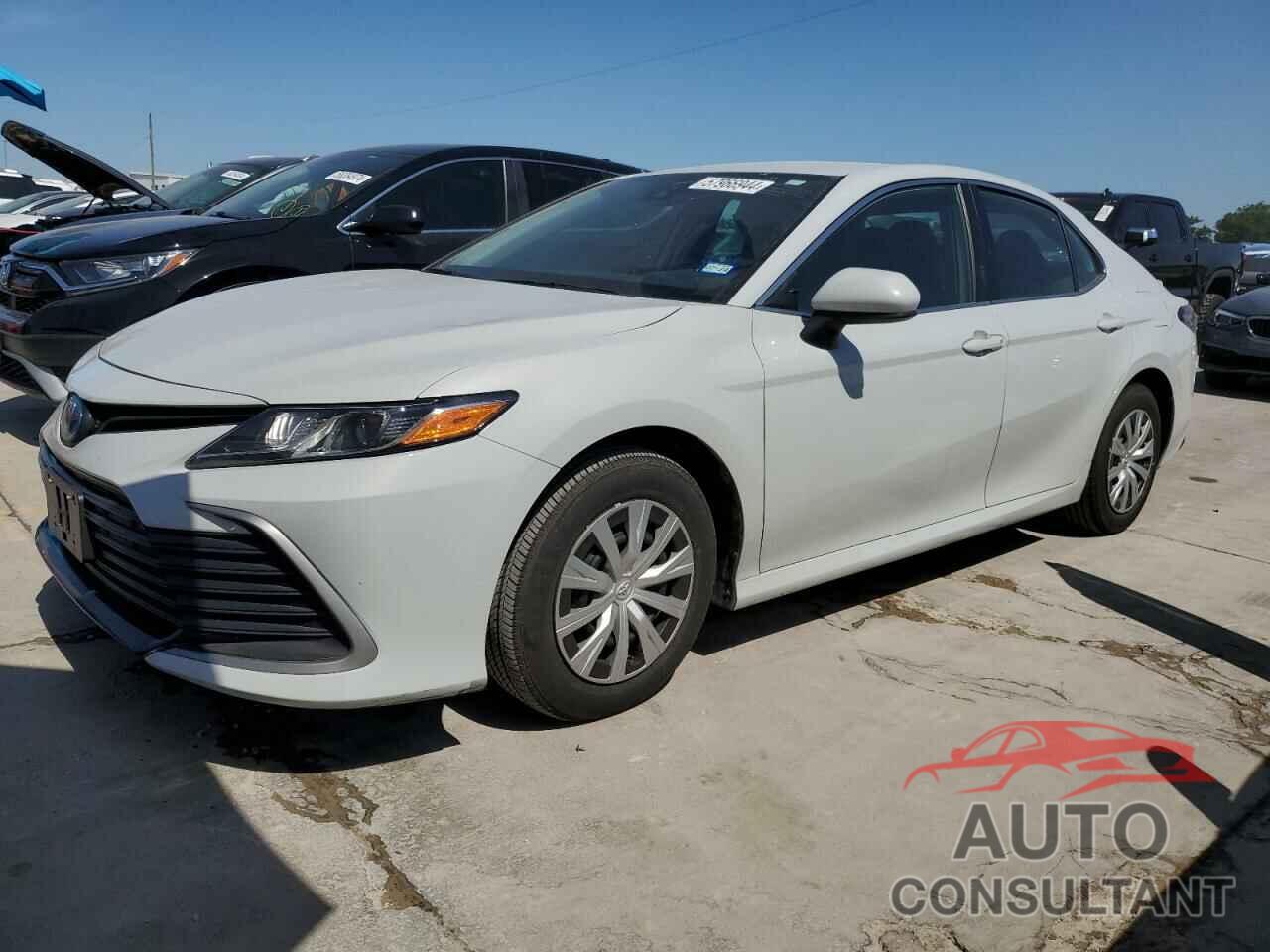 TOYOTA CAMRY 2022 - 4T1C31AK4NU044234