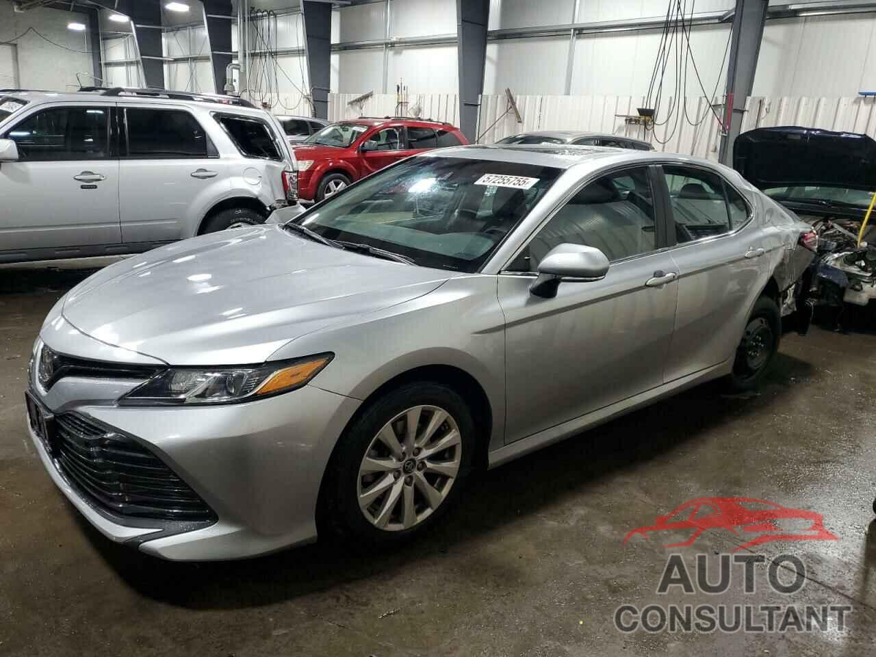 TOYOTA CAMRY 2018 - 4T1B11HK0JU067656