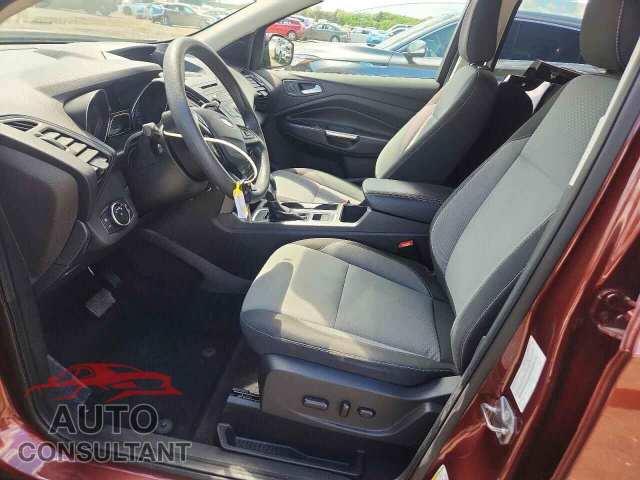 FORD ESCAPE 2018 - 1FMCU9GD6JUB28537