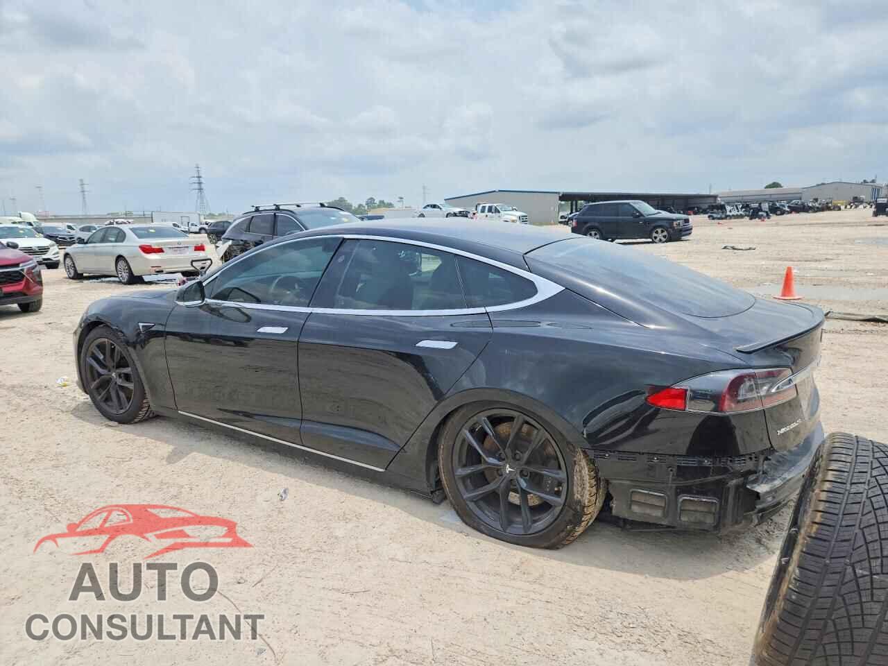 TESLA MODEL S 2020 - 5YJSA1E22LF399943