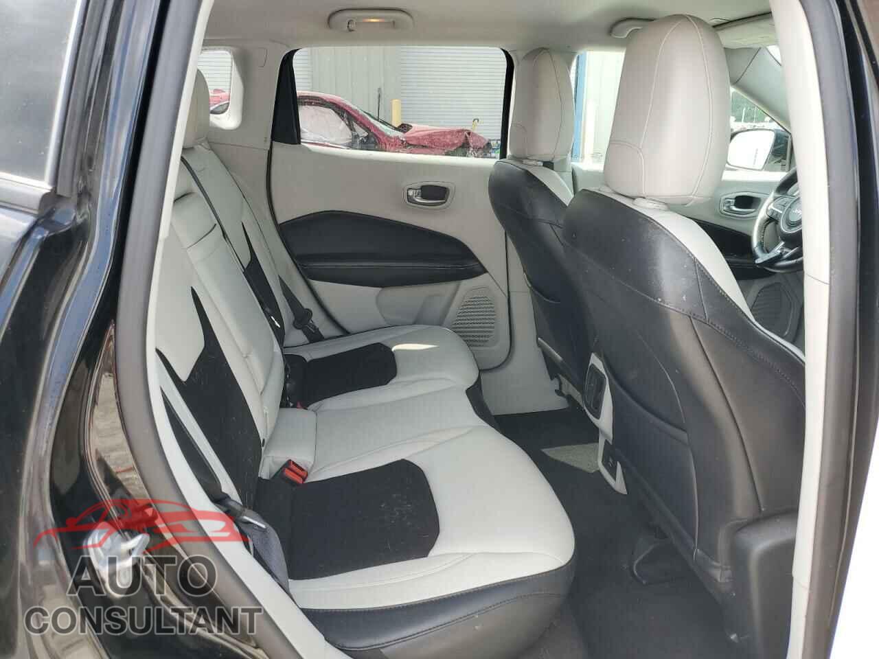 JEEP COMPASS 2017 - 3C4NJCBB0HT611440
