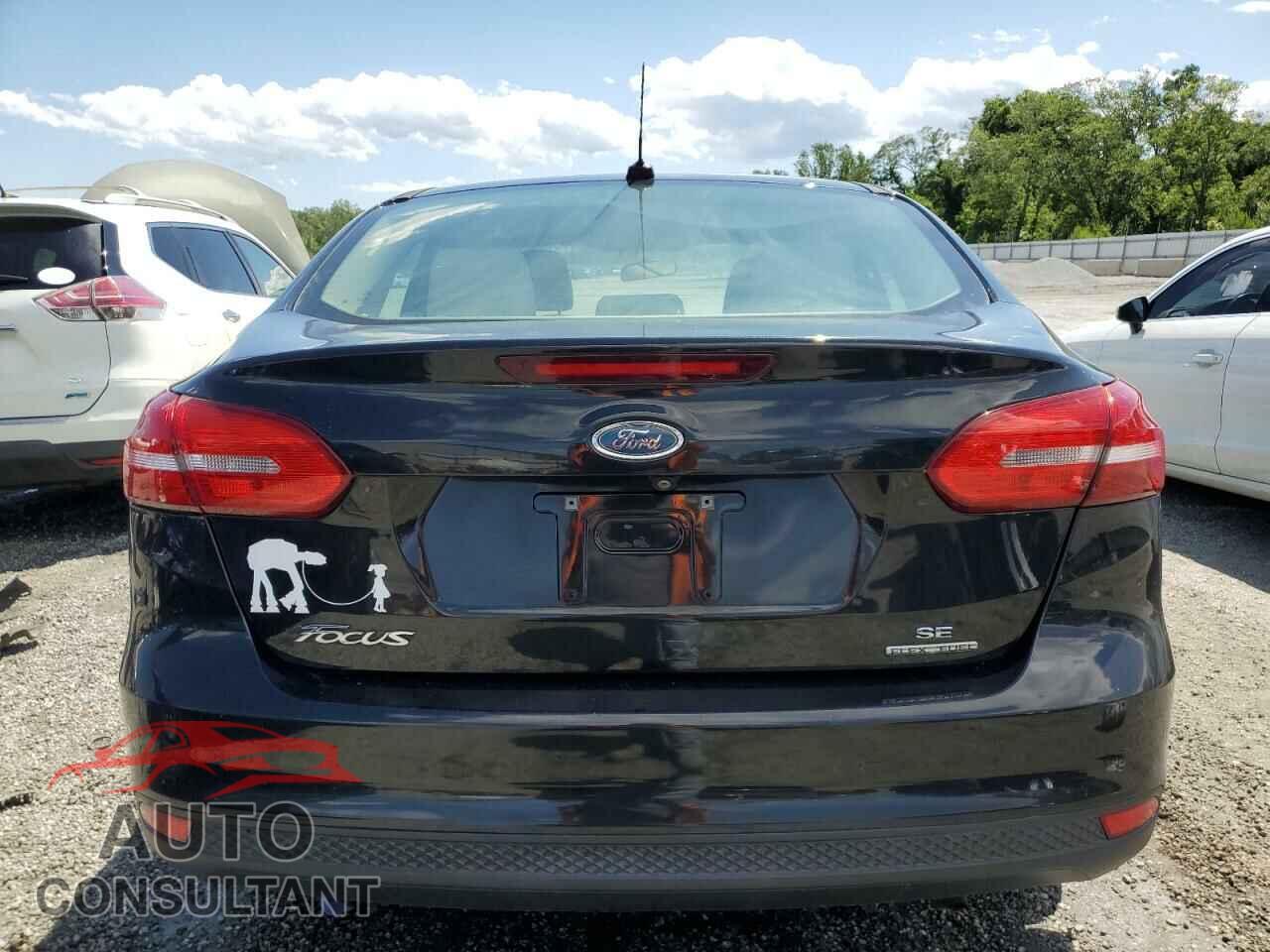 FORD FOCUS 2015 - 1FADP3F26FL202572