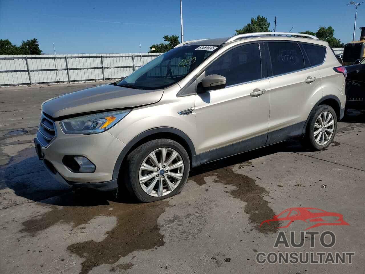 FORD ESCAPE 2017 - 1FMCU9J98HUC82472