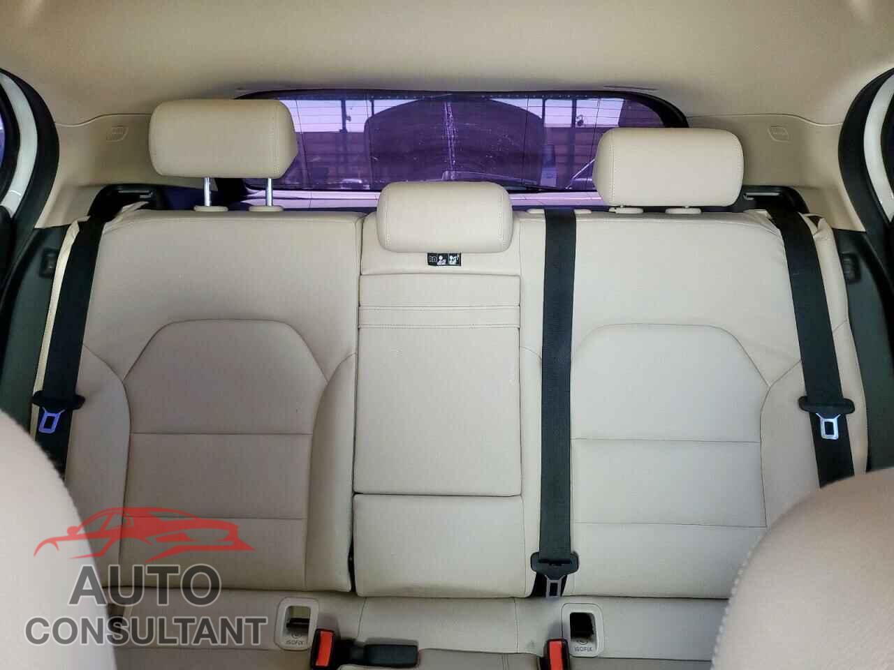MERCEDES-BENZ GLA-CLASS 2017 - WDCTG4EB8HJ339891