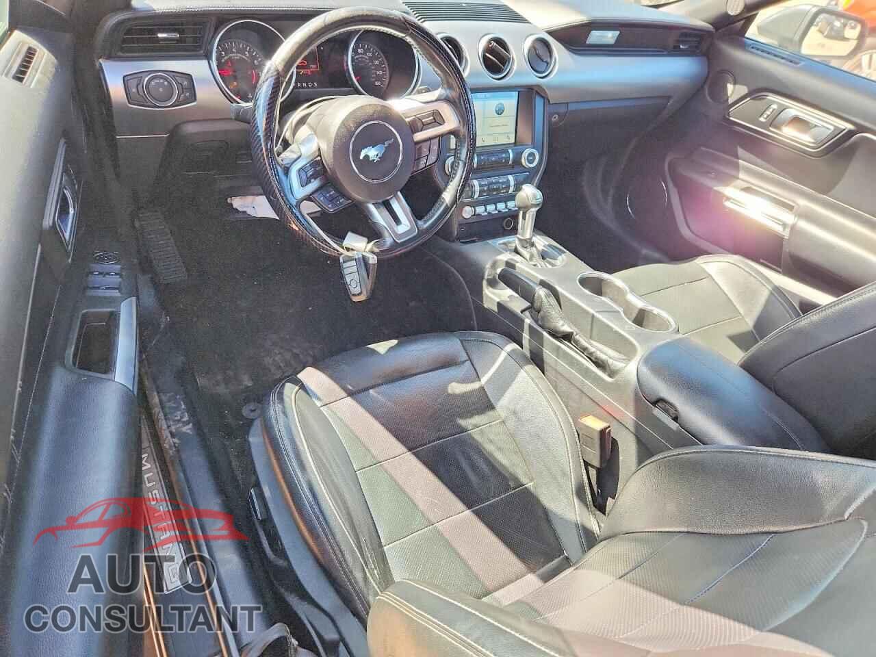 FORD MUSTANG 2018 - 1FATP8UH4J5124385