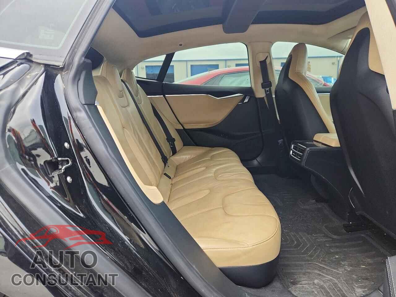 TESLA MODEL S 2014 - 5YJSA1S17EFP40736