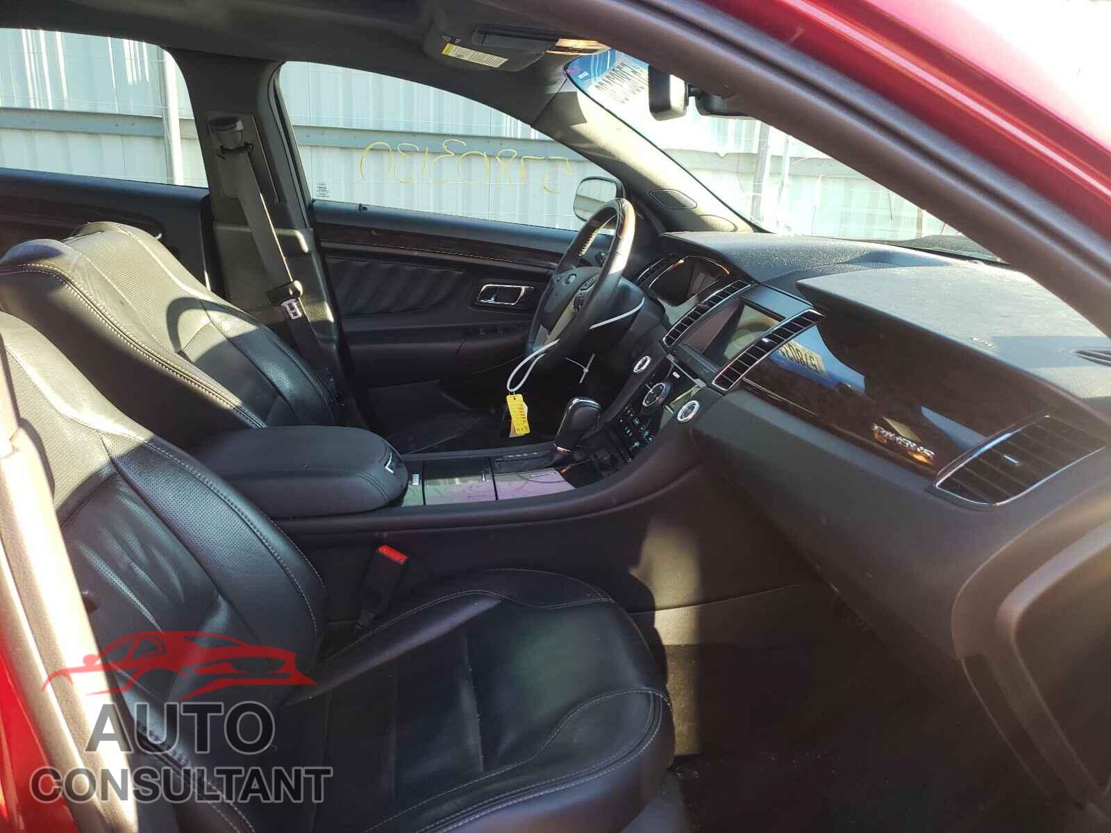 FORD TAURUS 2018 - 1FAHP2F86JG126353