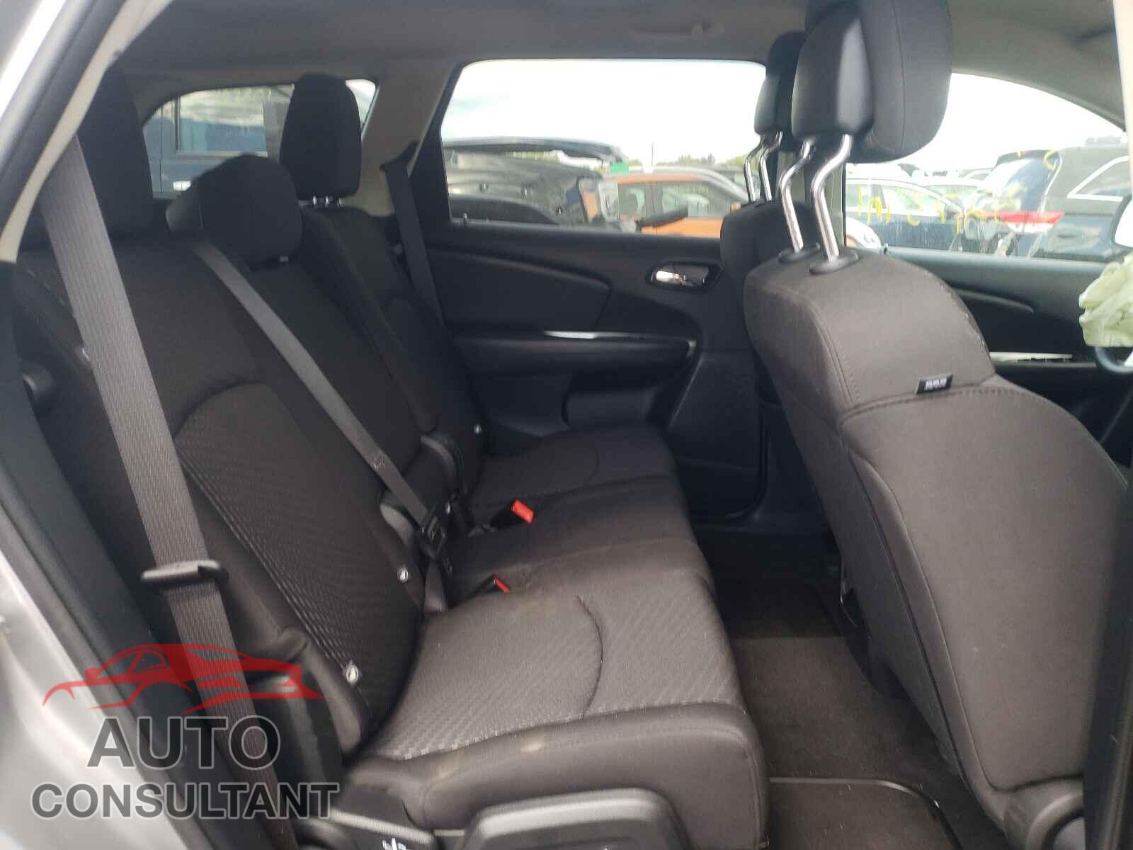 DODGE JOURNEY 2018 - 3C4PDCBBXJT383310