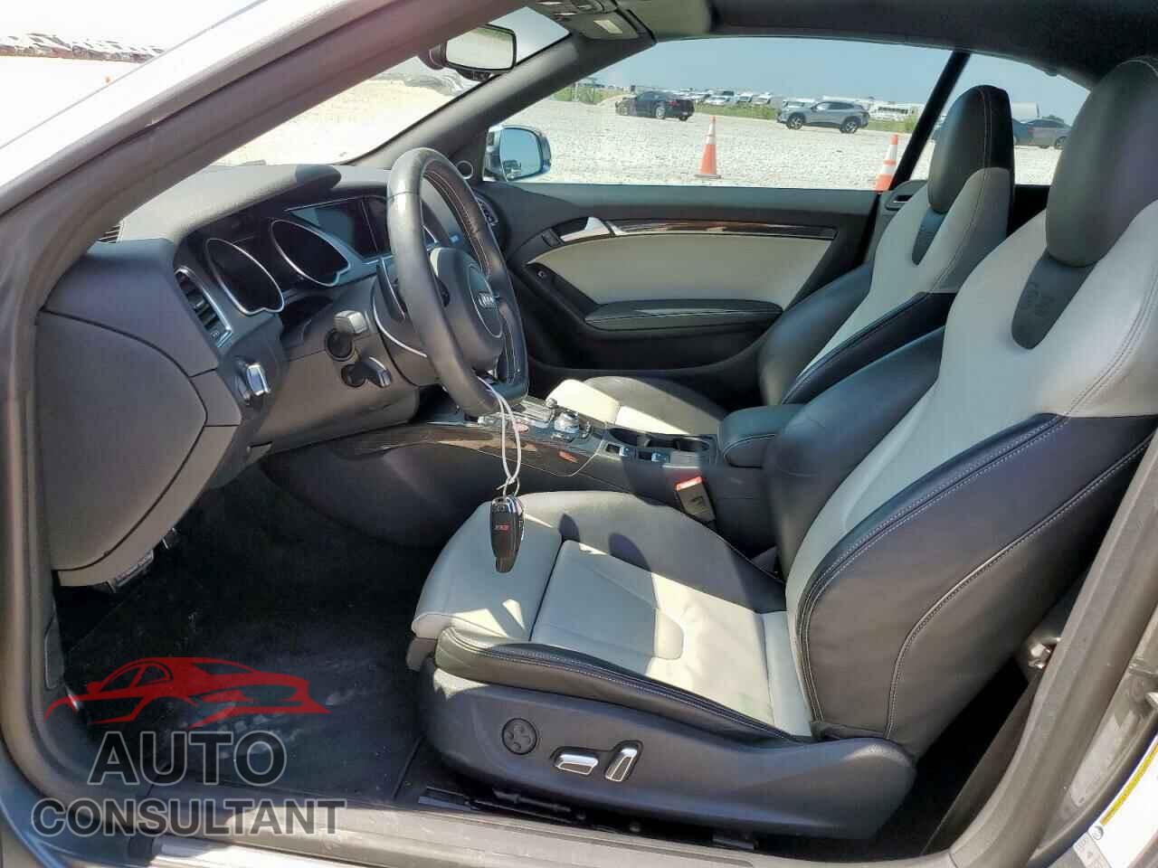 AUDI S5/RS5 2014 - WAUCGAFH4EN011327