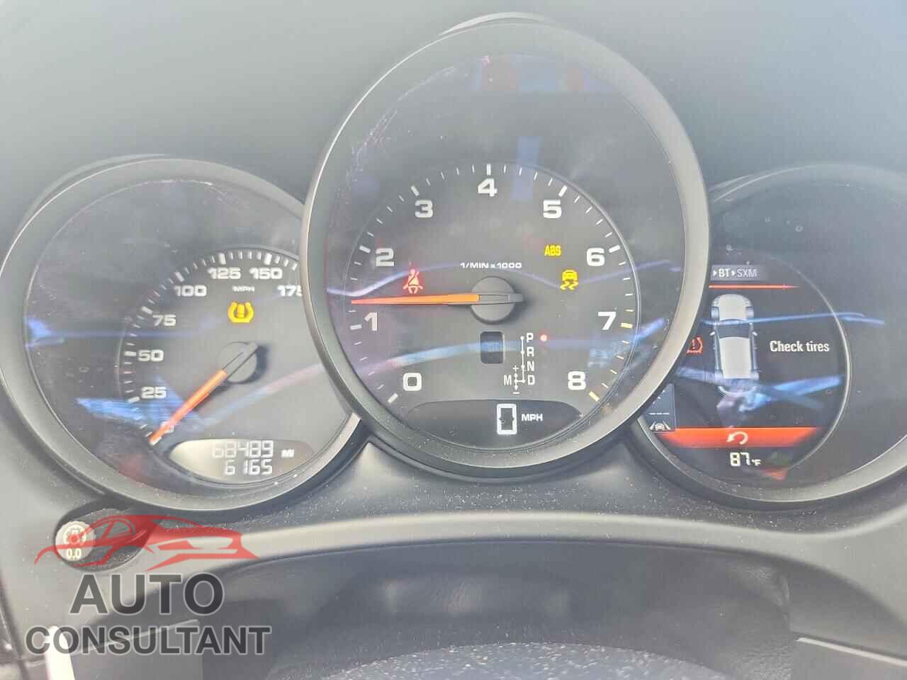 PORSCHE MACAN 2018 - WP1AA2A57JLB05317