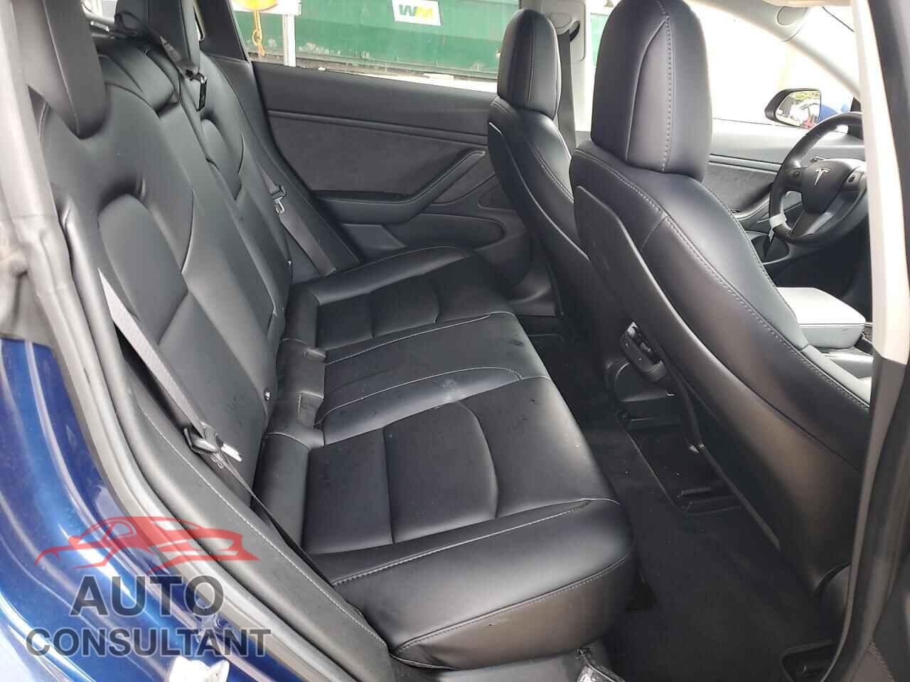 TESLA MODEL 3 2018 - 5YJ3E1EA9JF036178