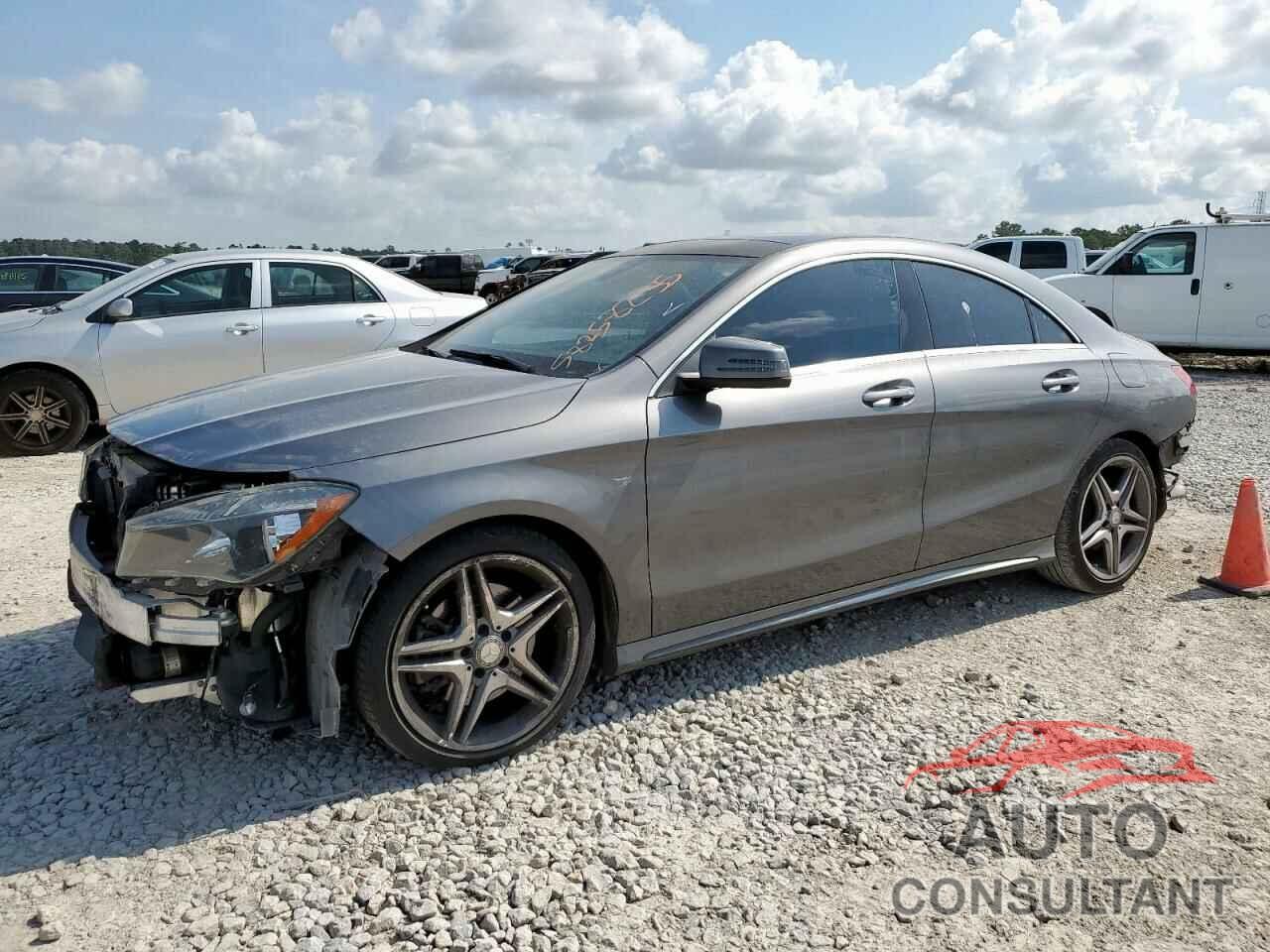 MERCEDES-BENZ CLA-CLASS 2015 - WDDSJ4EB9FN174352