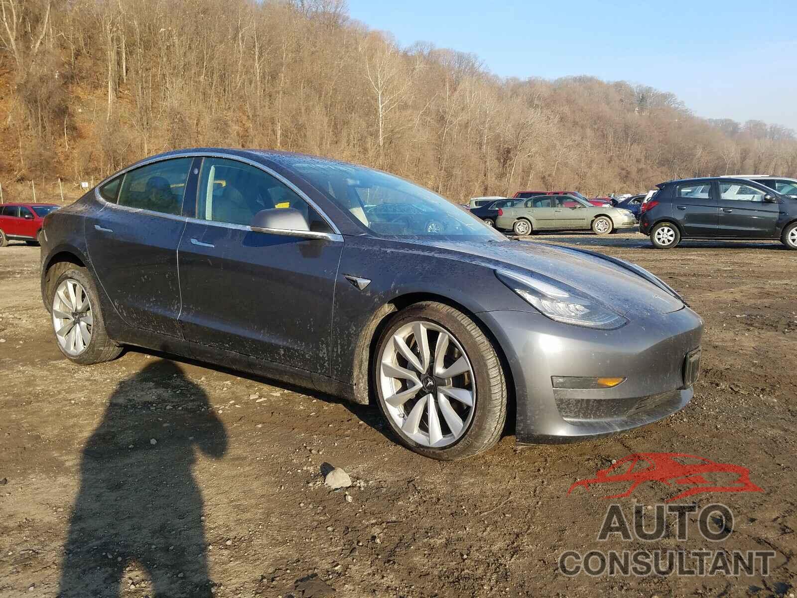 TESLA MODEL 3 2019 - 5YJ3E1EBXKF194586