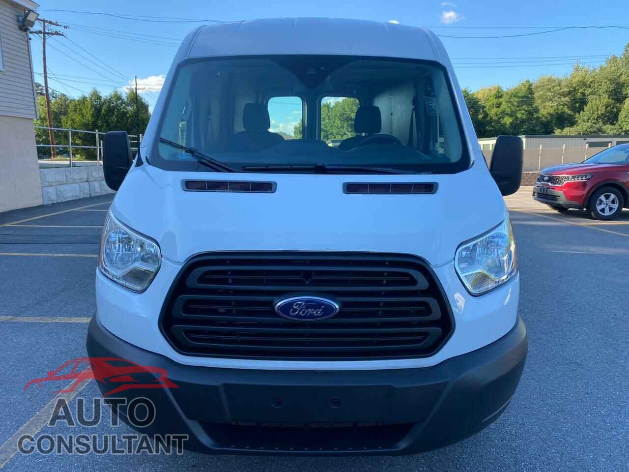 FORD TRANSIT 2019 - 1FTYR2CM3KKA85880