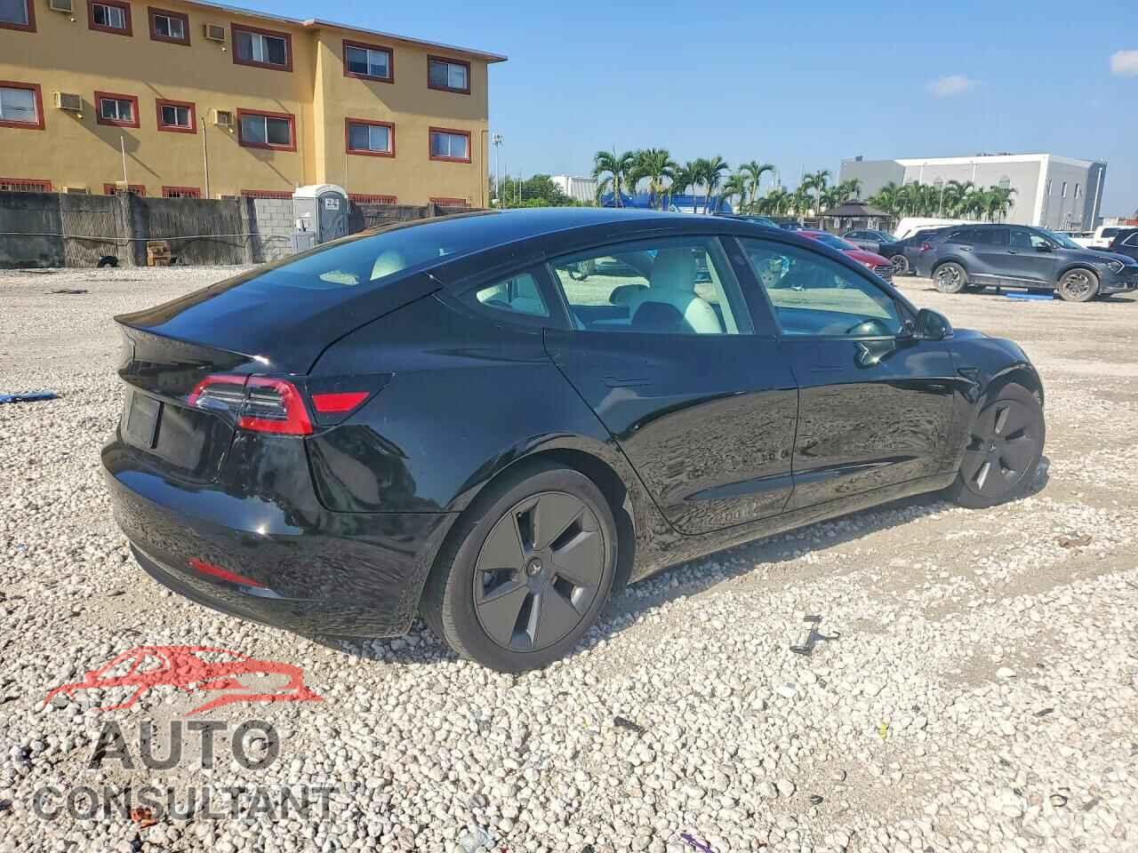 TESLA MODEL 3 2022 - 5YJ3E1EB3NF261906
