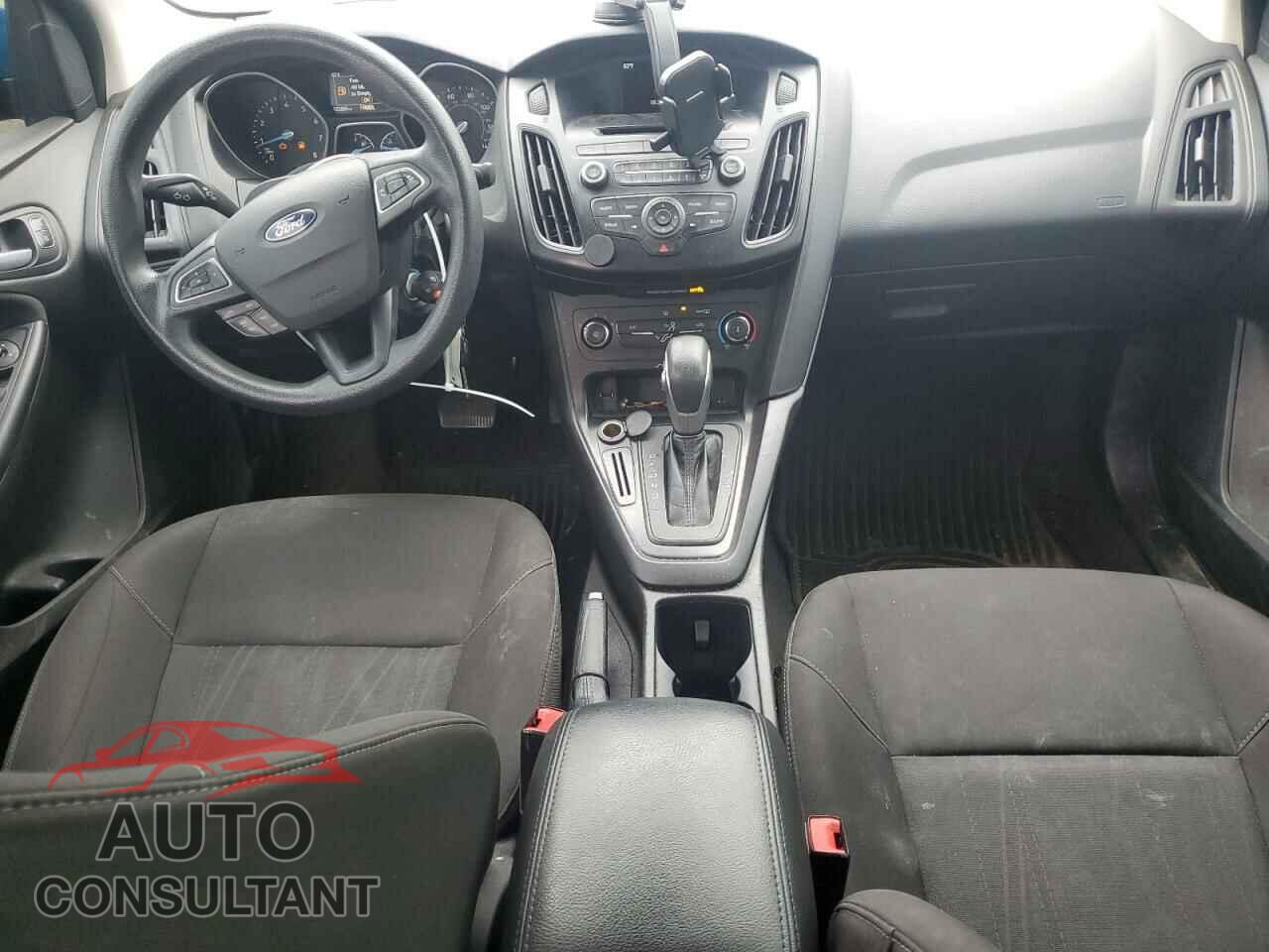 FORD FOCUS 2017 - 1FADP3F29HL222088