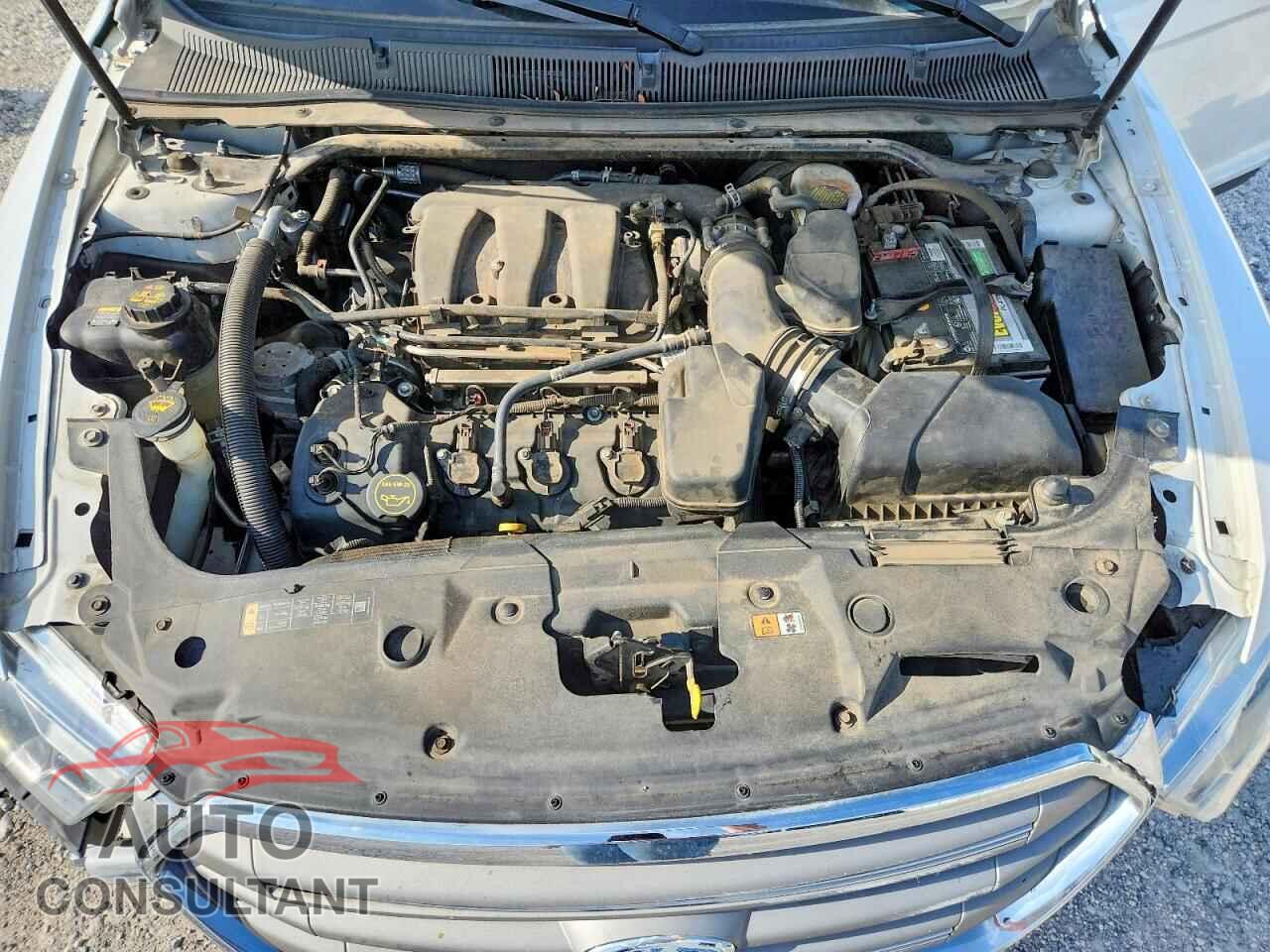 FORD TAURUS 2015 - 1FAHP2E87FG166787