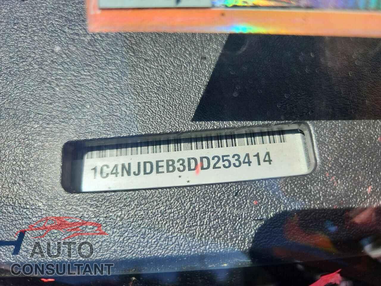 JEEP COMPASS 2013 - 1C4NJDEB3DD253414