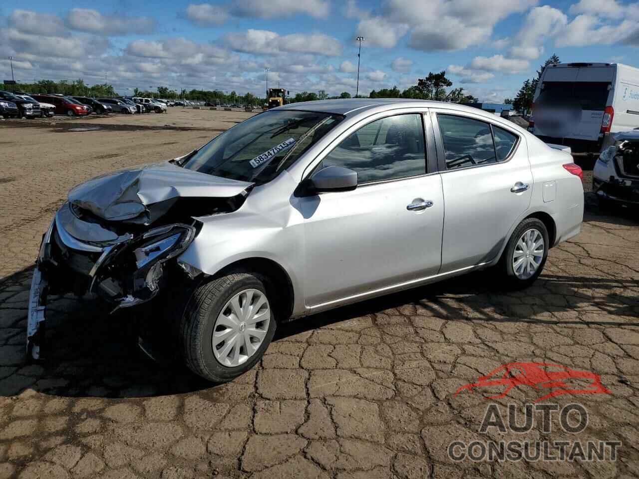 NISSAN VERSA 2019 - 3N1CN7AP5KL838939
