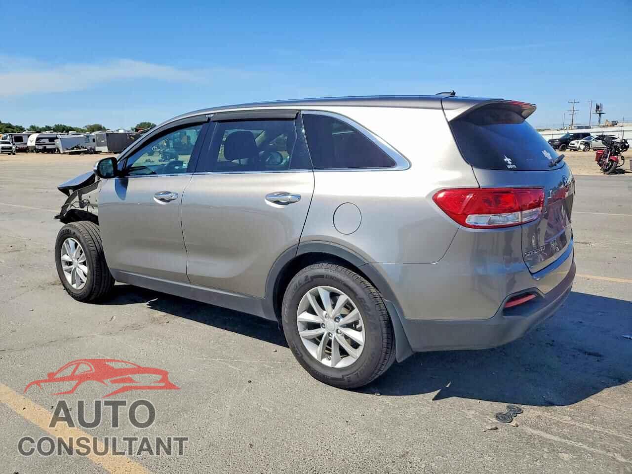 KIA SORENTO 2017 - 5XYPG4A32HG335146