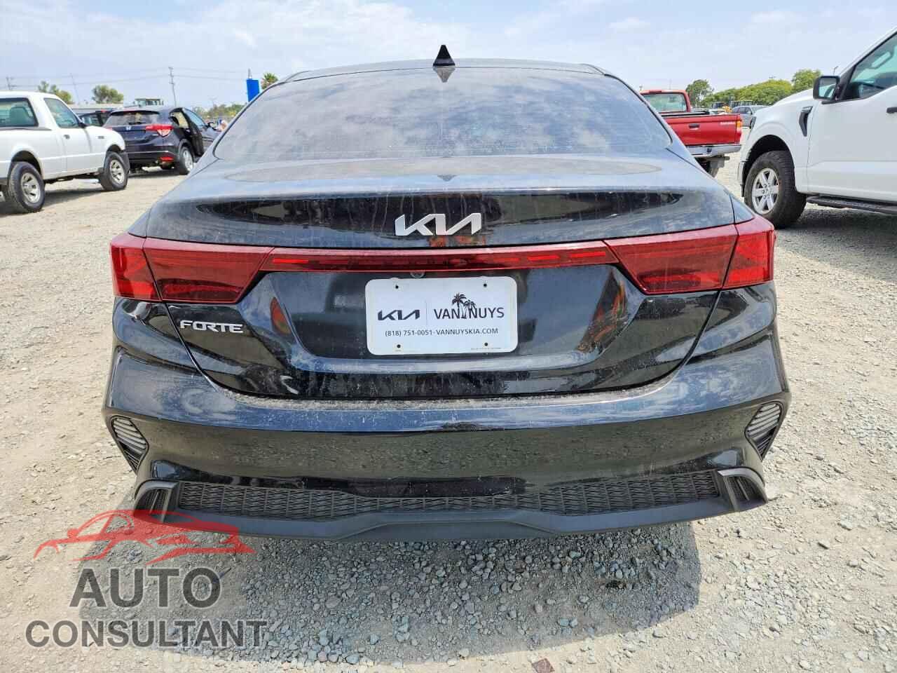 KIA FORTE 2023 - 3KPF24AD8PE585201