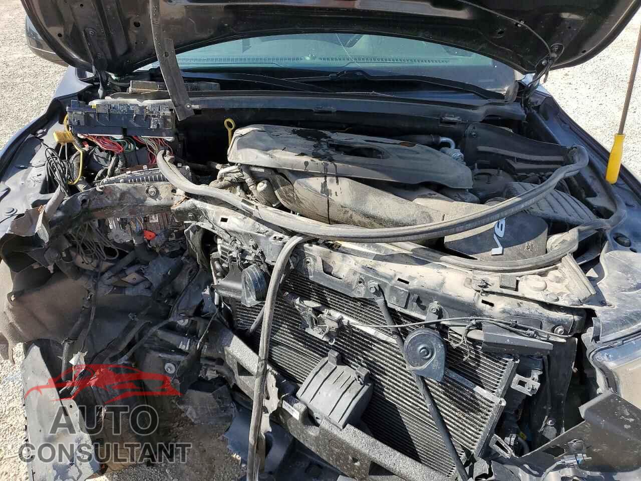 DODGE DURANGO 2018 - 1C4RDJAG6JC292122