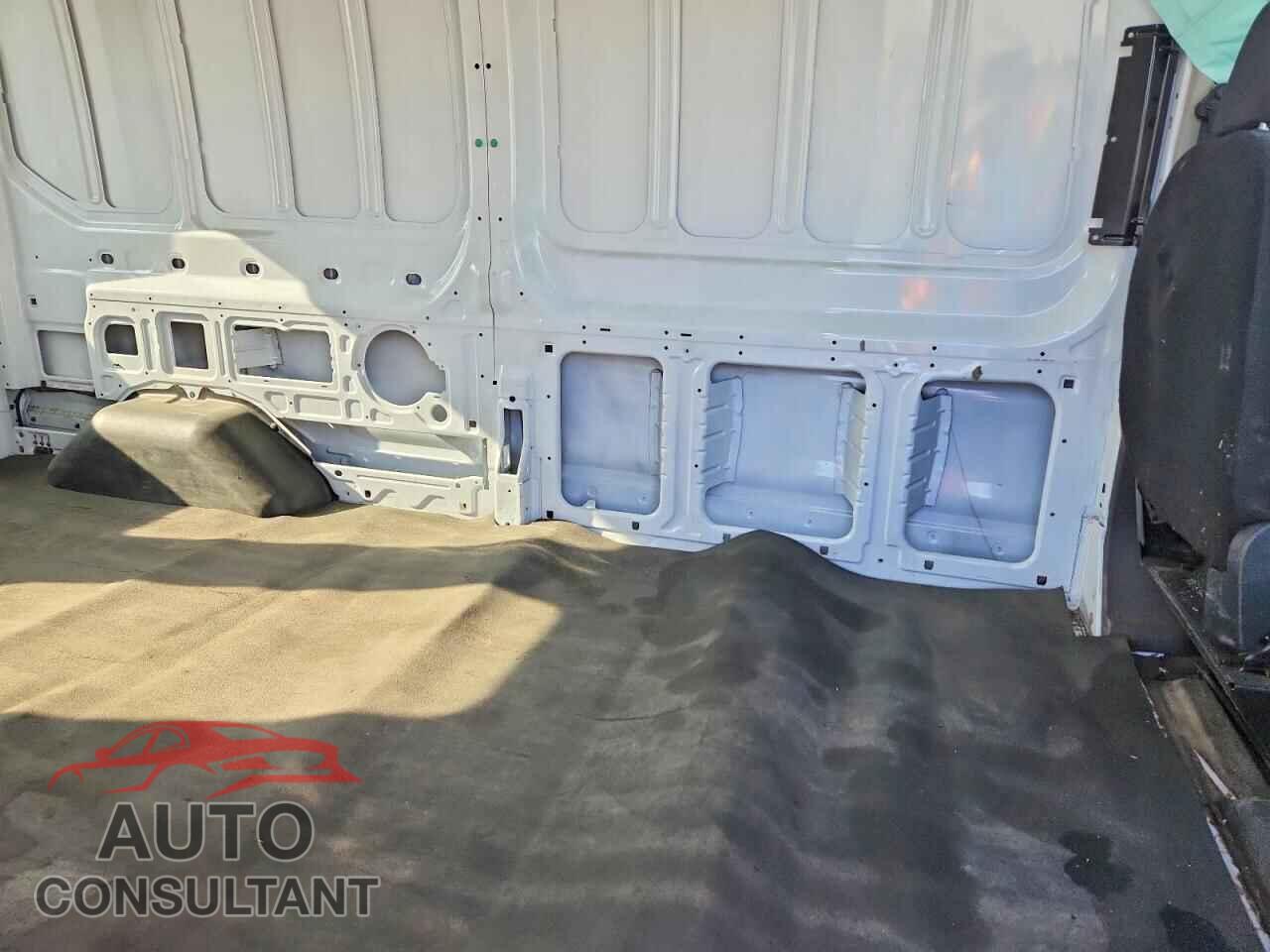 FORD TRANSIT 2021 - 1FTBR2C86MKA49029