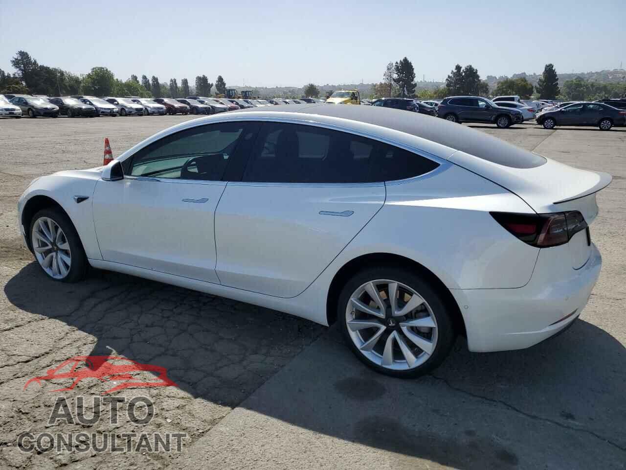 TESLA MODEL 3 2019 - 5YJ3E1EB2KF390456