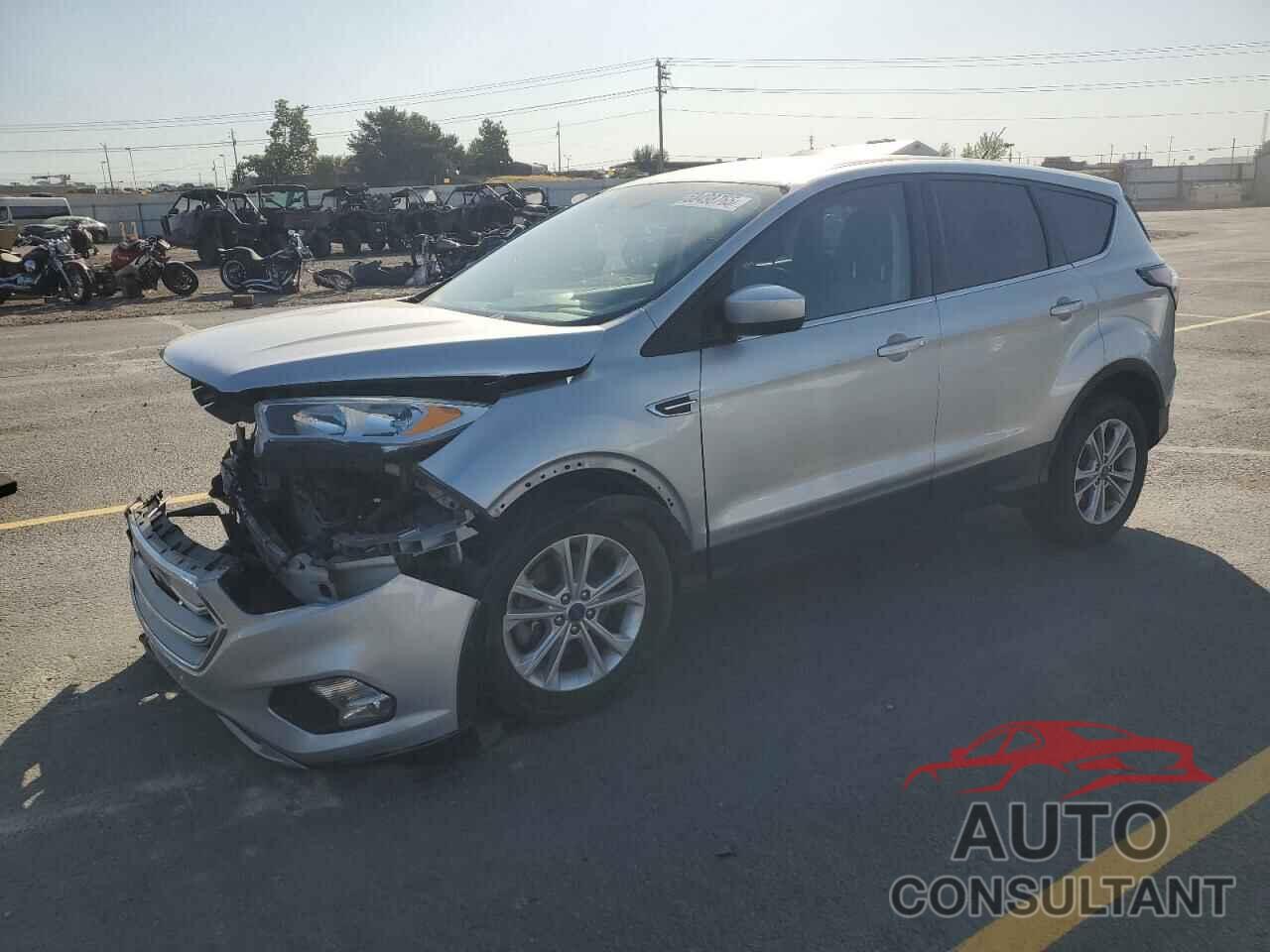 FORD ESCAPE 2017 - 1FMCU9GD7HUE49903