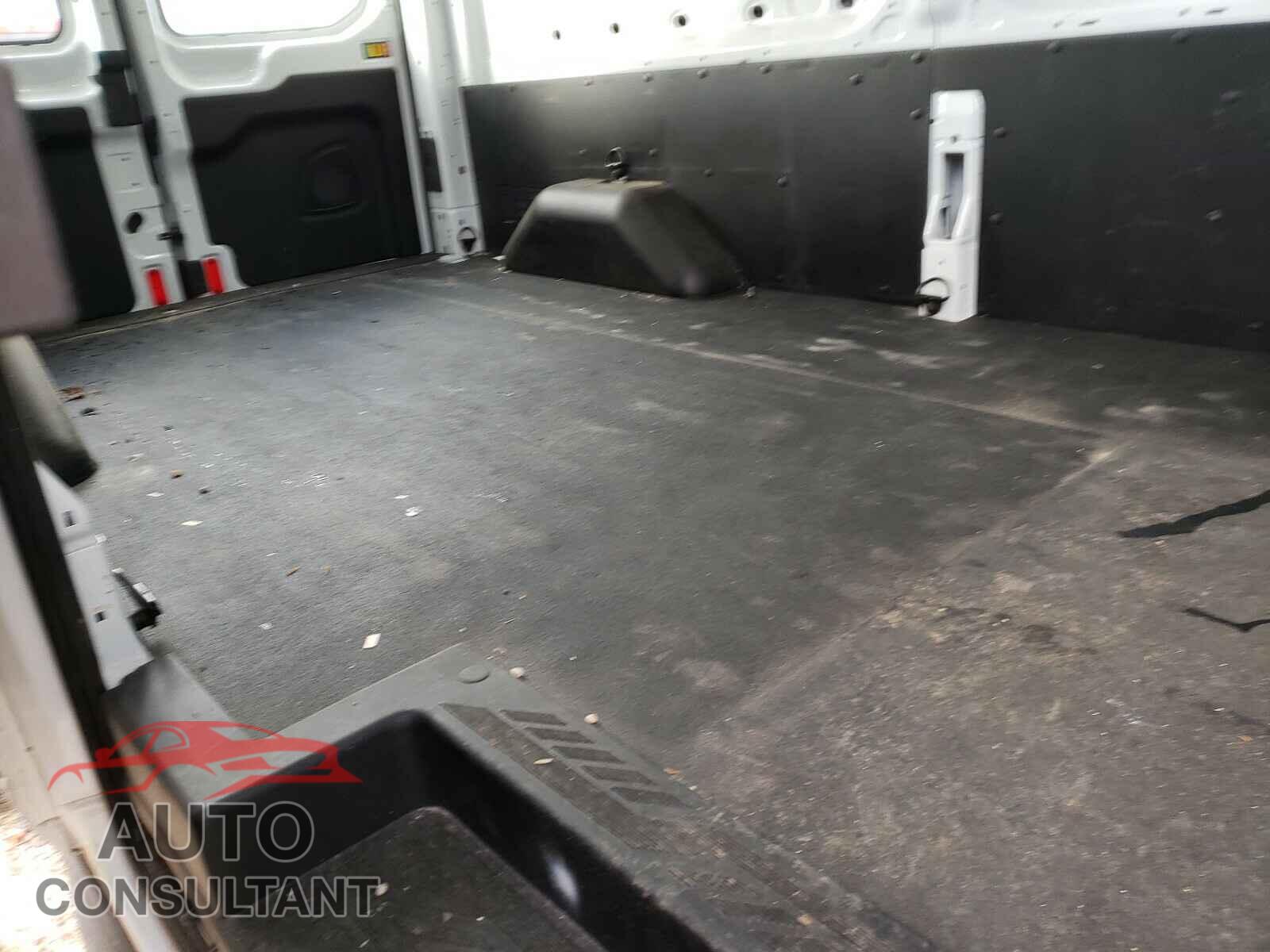 FORD TRANSIT CO 2020 - 1FTBR2C80LKA41099