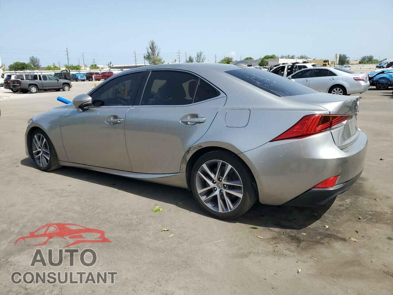 LEXUS IS 2020 - JTHAA1D23L5106435