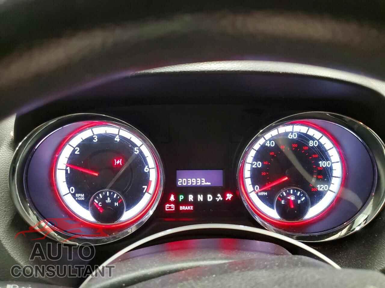 DODGE CARAVAN 2013 - 2C4RDGBG6DR810176