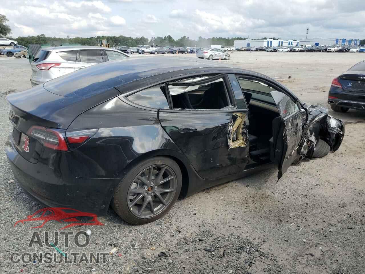 TESLA MODEL 3 2022 - 5YJ3E1EA0NF107788
