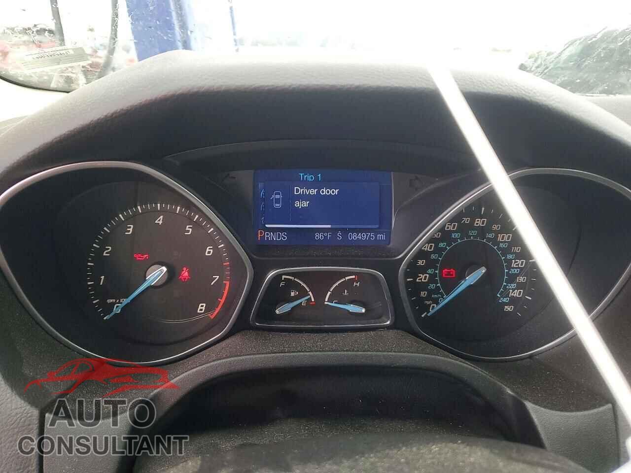 FORD FOCUS 2012 - 1FAHP3M21CL467495
