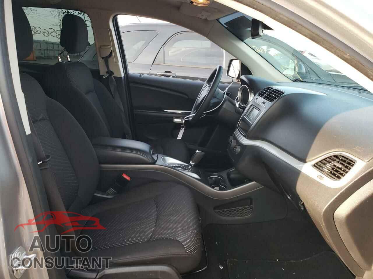 DODGE JOURNEY 2019 - 3C4PDCAB8KT744438