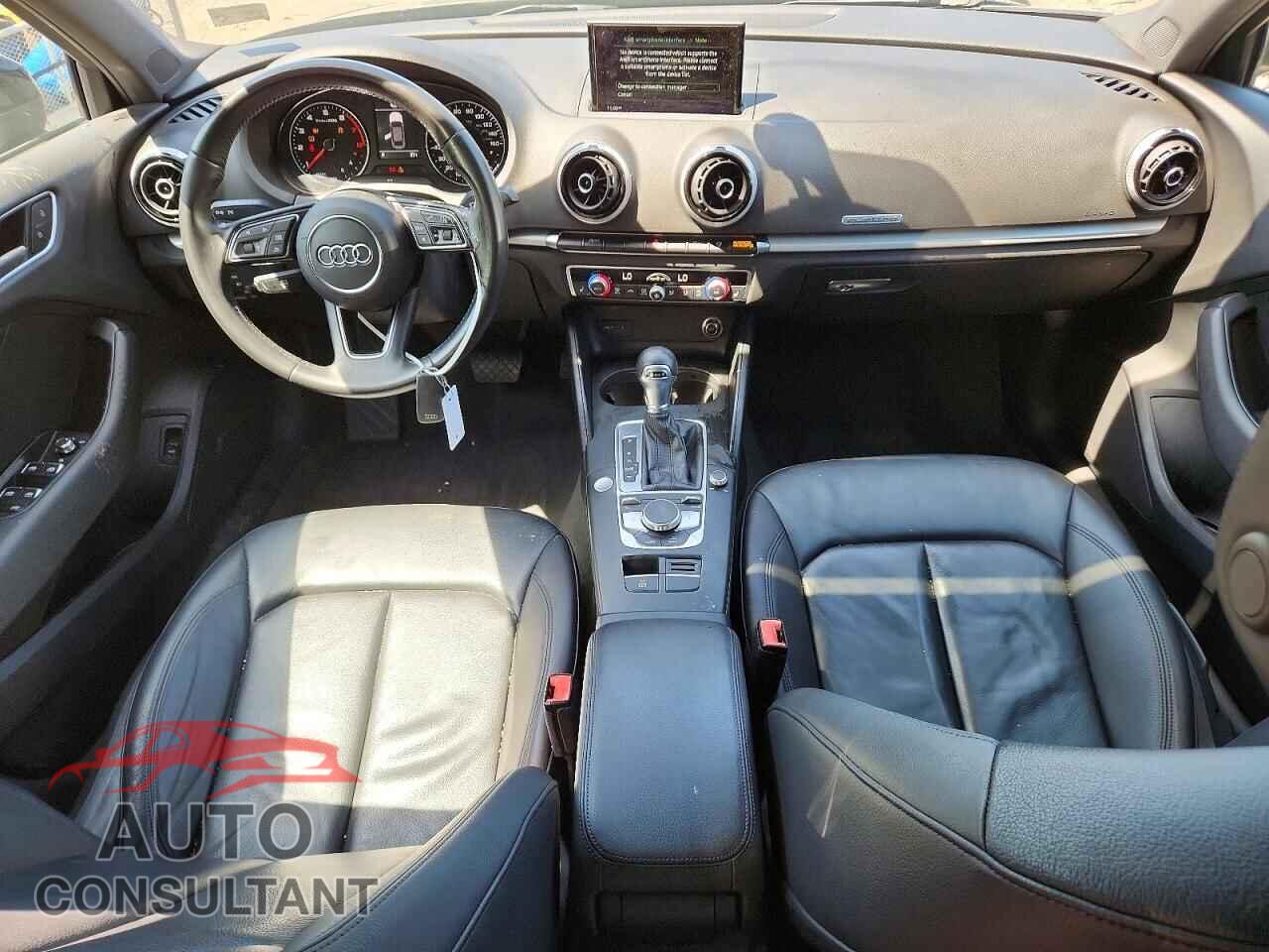 AUDI A3 2017 - WAUB8GFF2H1009128