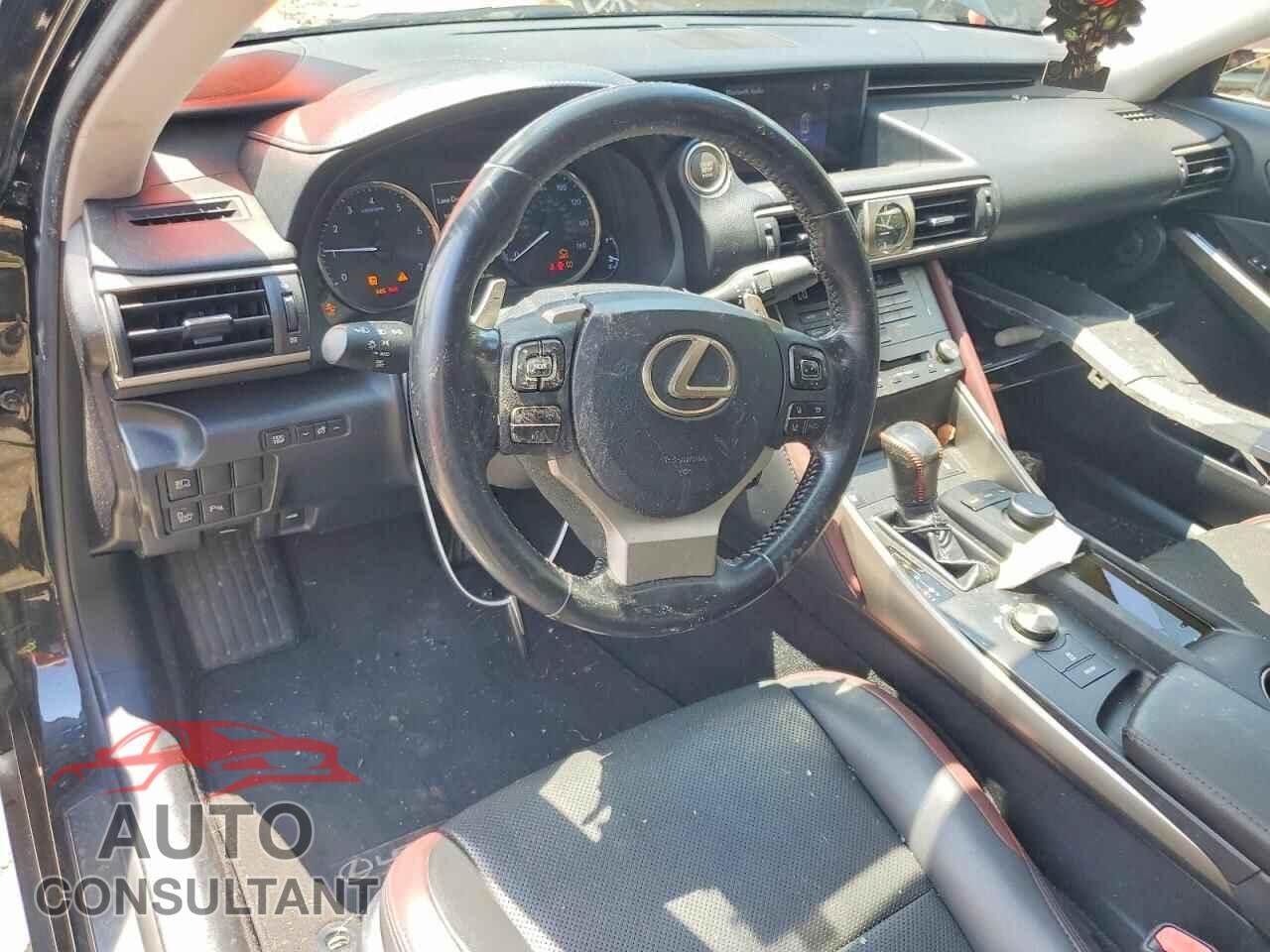 LEXUS IS 2017 - JTHBA1D20H5059053