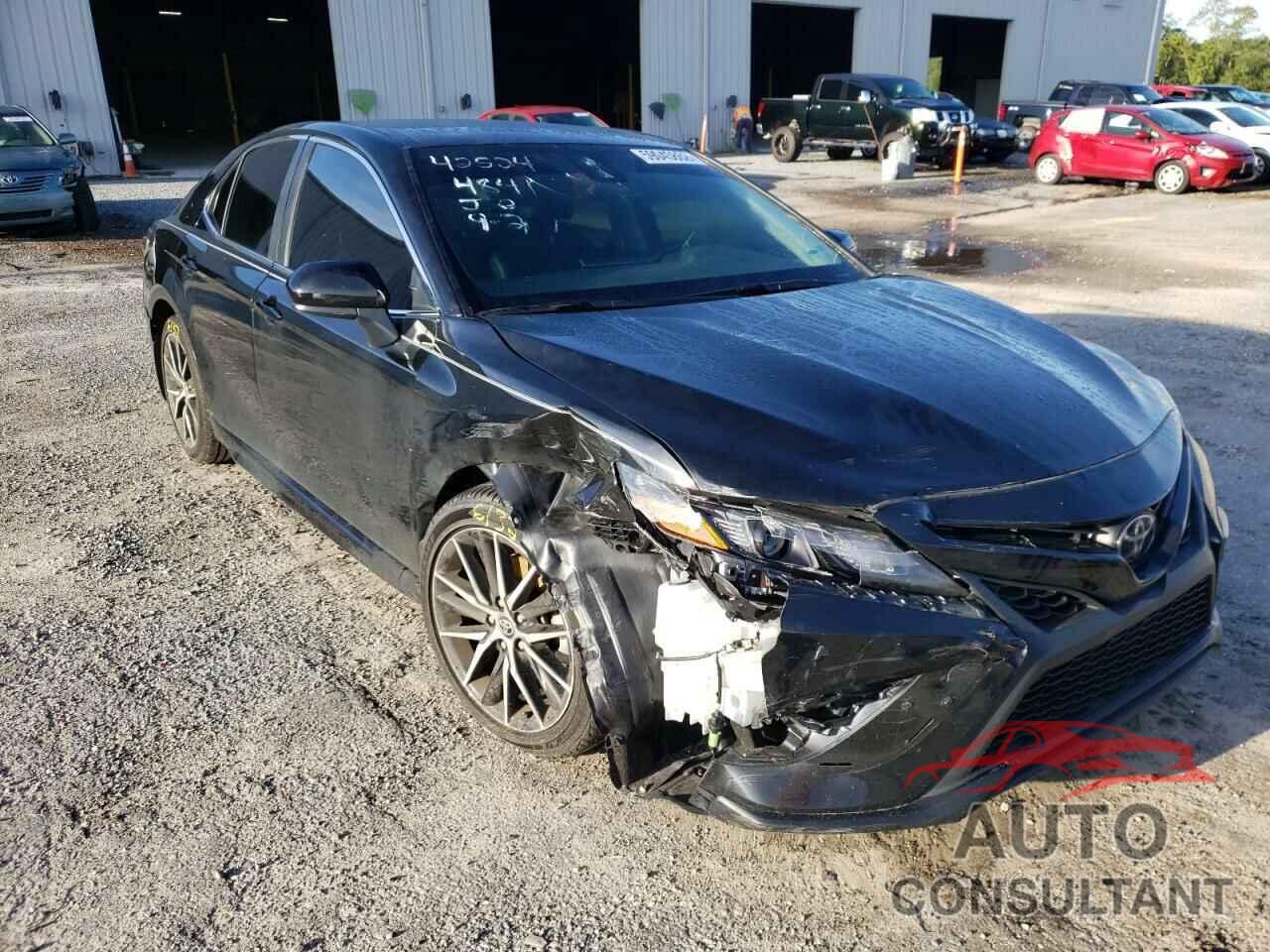 TOYOTA CAMRY 2021 - 4T1G11AK2MU534841