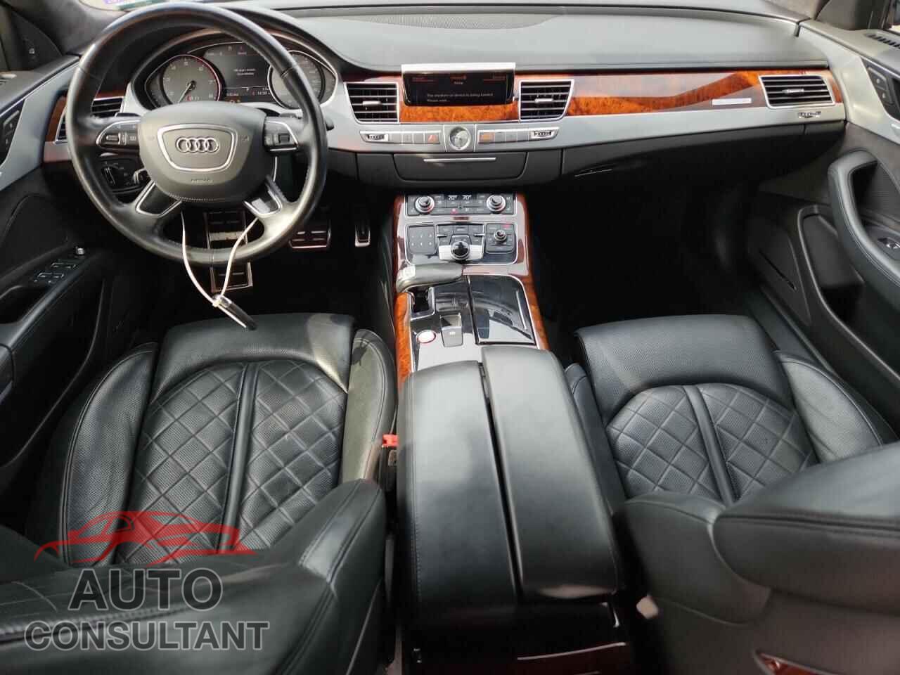 AUDI S8 2013 - WAUD2AFD4DN033570
