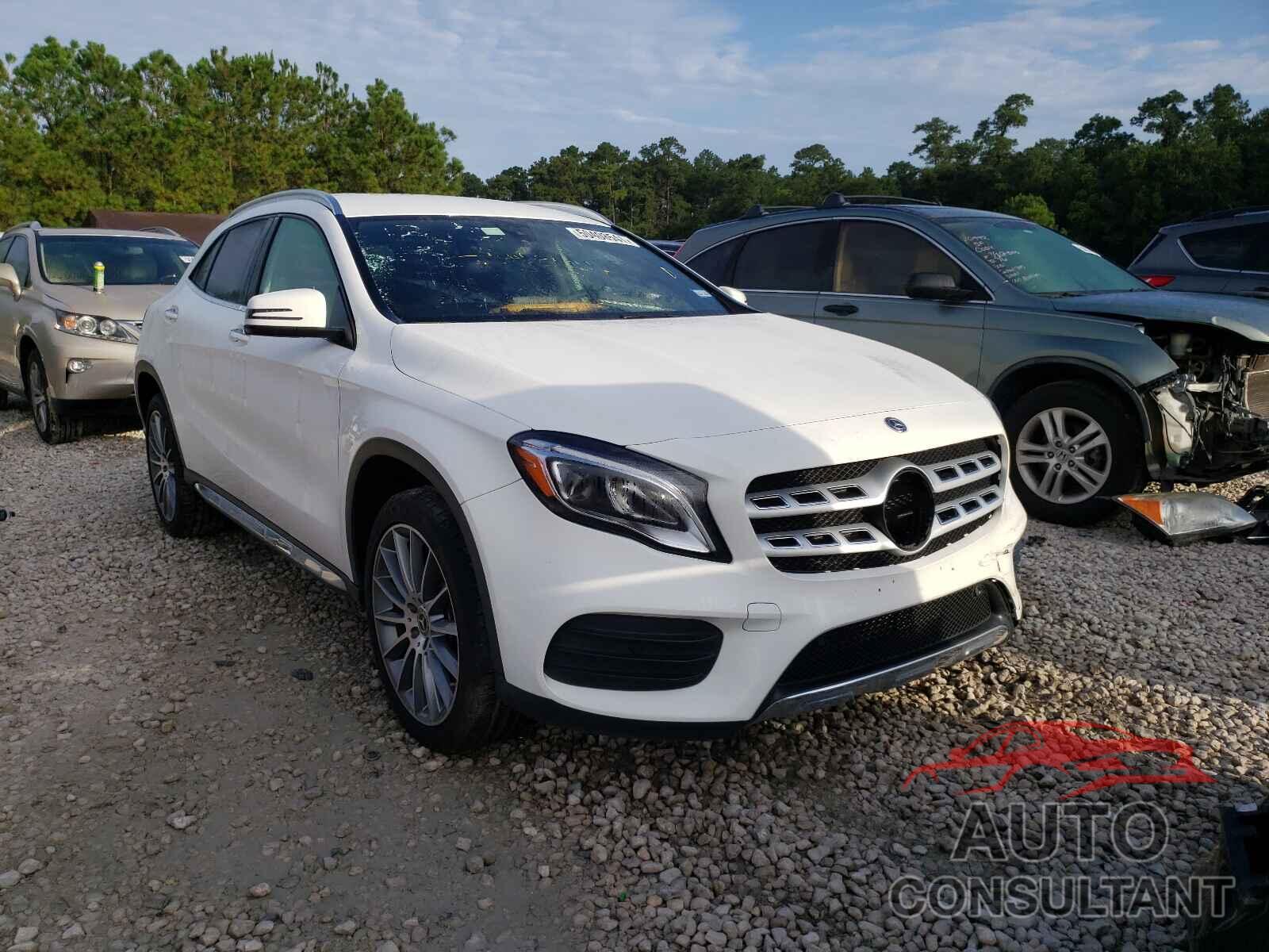 MERCEDES-BENZ GLA-CLASS 2020 - W1NTG4EB6LU029583