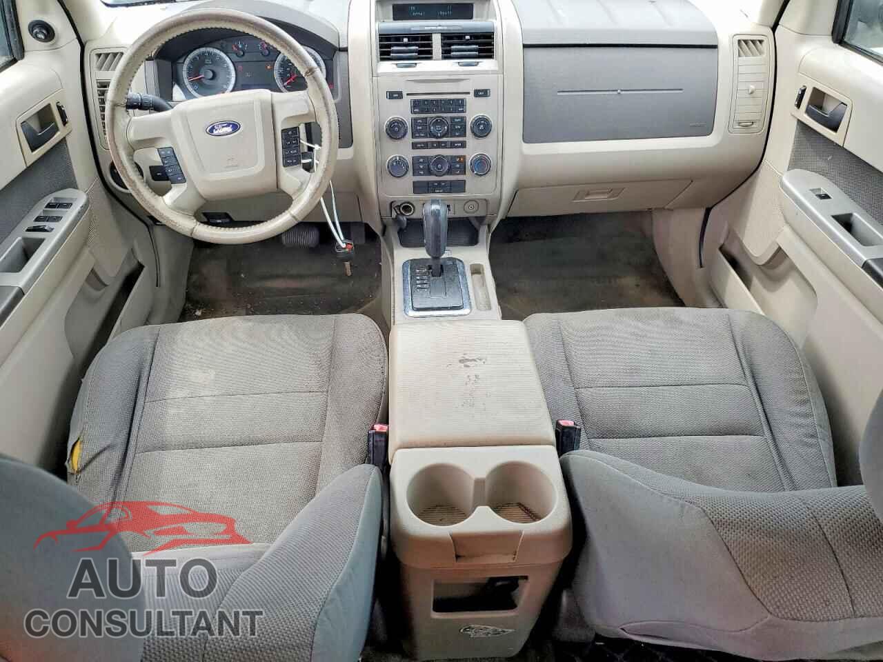 FORD ESCAPE 2010 - 1FMCU0D73AKB22149