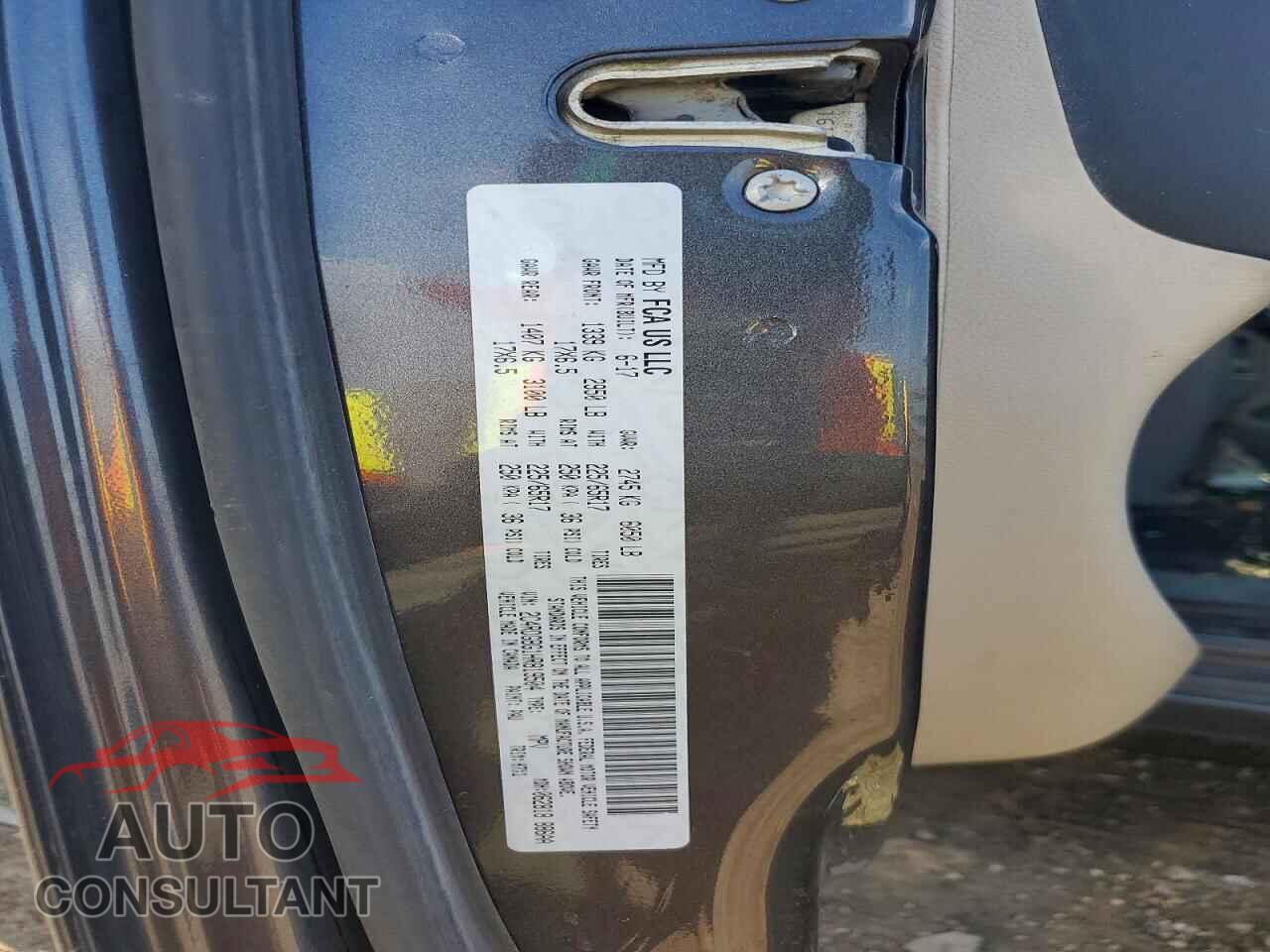 DODGE CARAVAN 2017 - 2C4RDGBG1HR819504