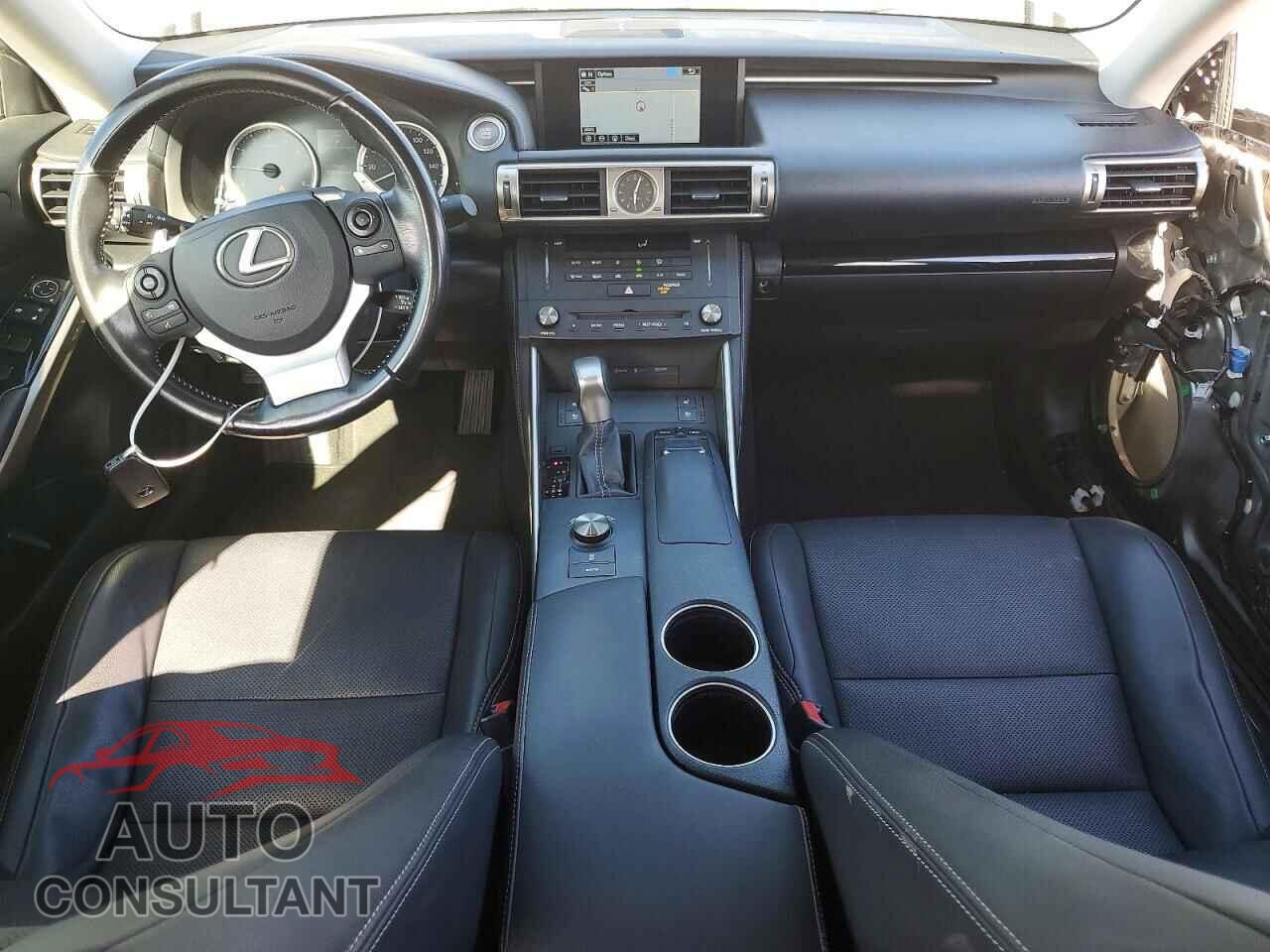LEXUS IS 2016 - JTHBA1D28G5007135