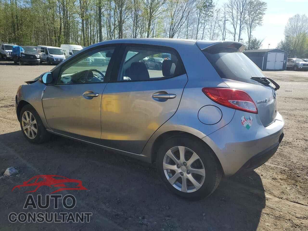 MAZDA 2 2011 - JM1DE1HZ5B0103266
