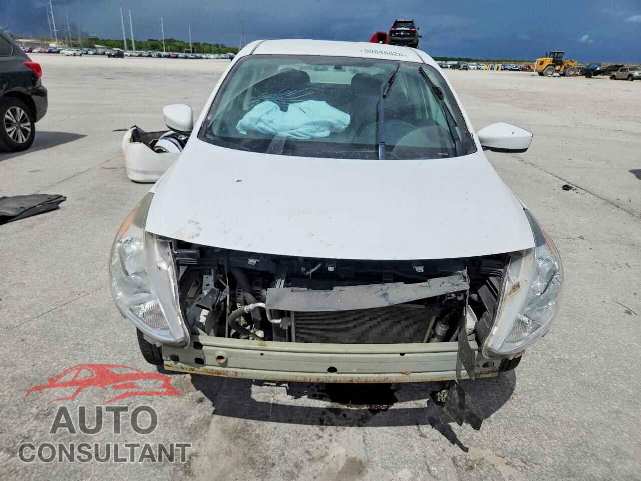 NISSAN VERSA 2019 - 3N1CN7AP3KL850863