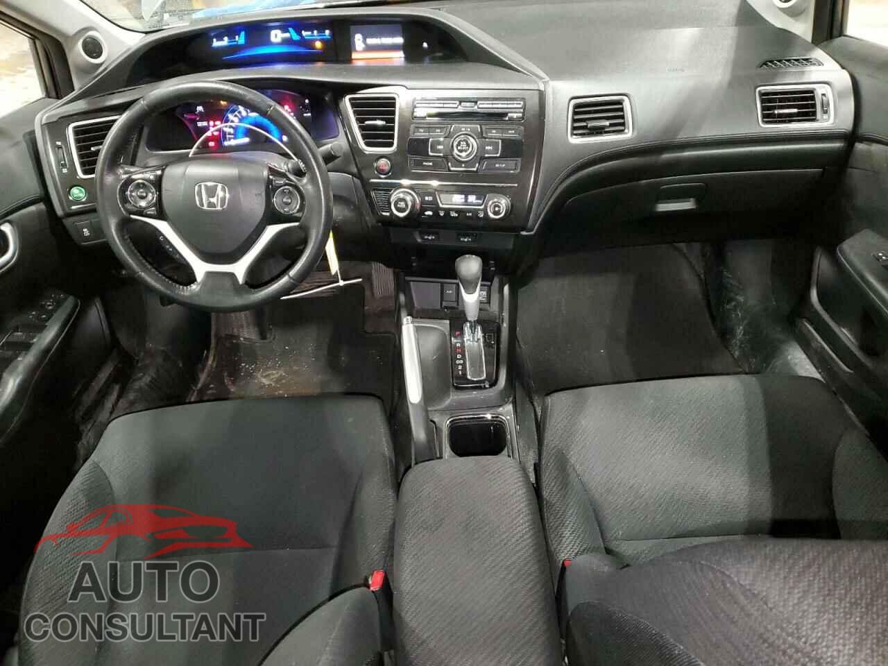 HONDA CIVIC 2013 - 2HGFB2F58DH107884
