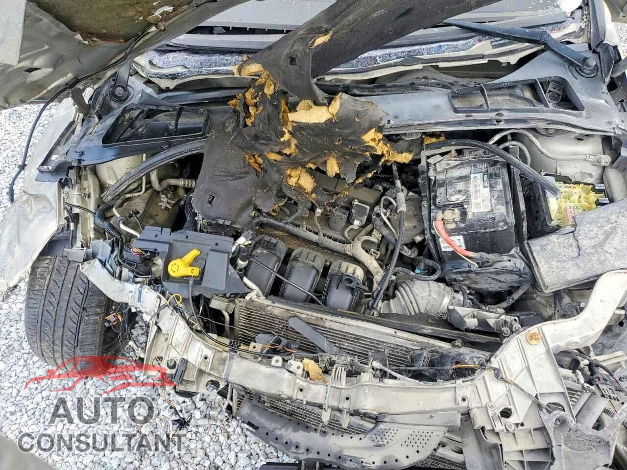 FORD FOCUS 2015 - 1FADP3F22FL347575