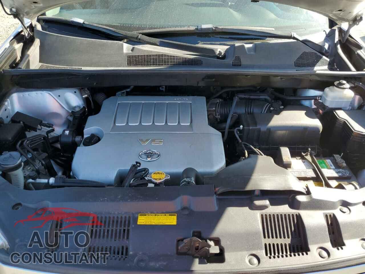 TOYOTA HIGHLANDER 2013 - 5TDBK3EH8DS248924